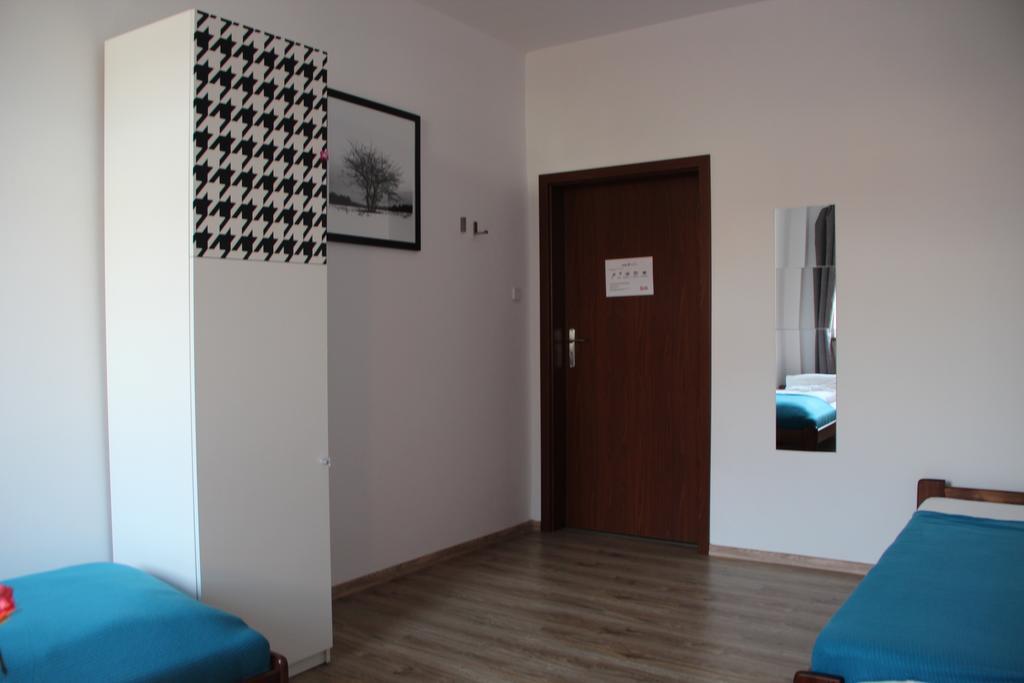 Baba Hostel กาลิช ห้อง รูปภาพ