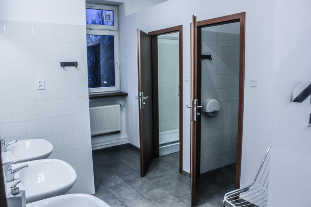 Baba Hostel กาลิช ภายนอก รูปภาพ