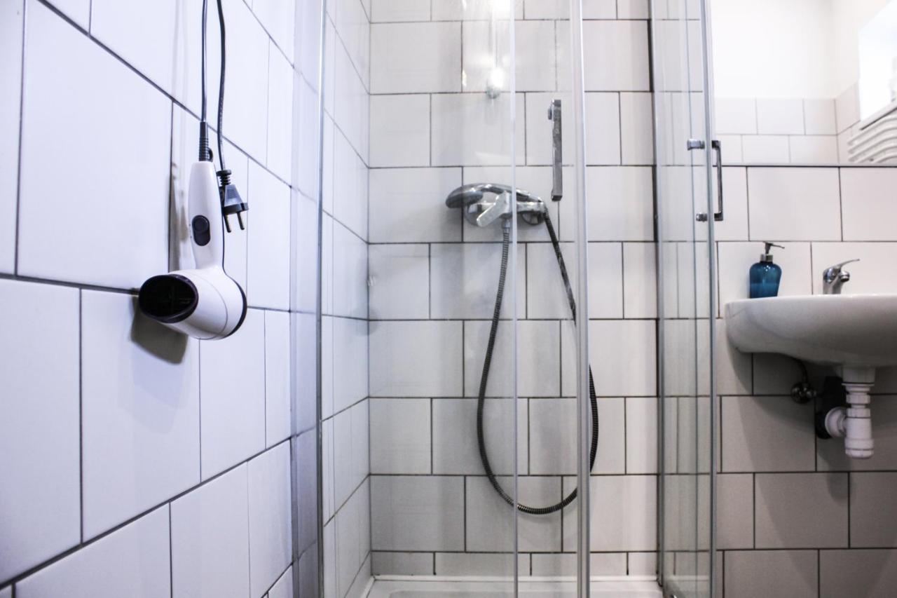 Baba Hostel กาลิช ภายนอก รูปภาพ